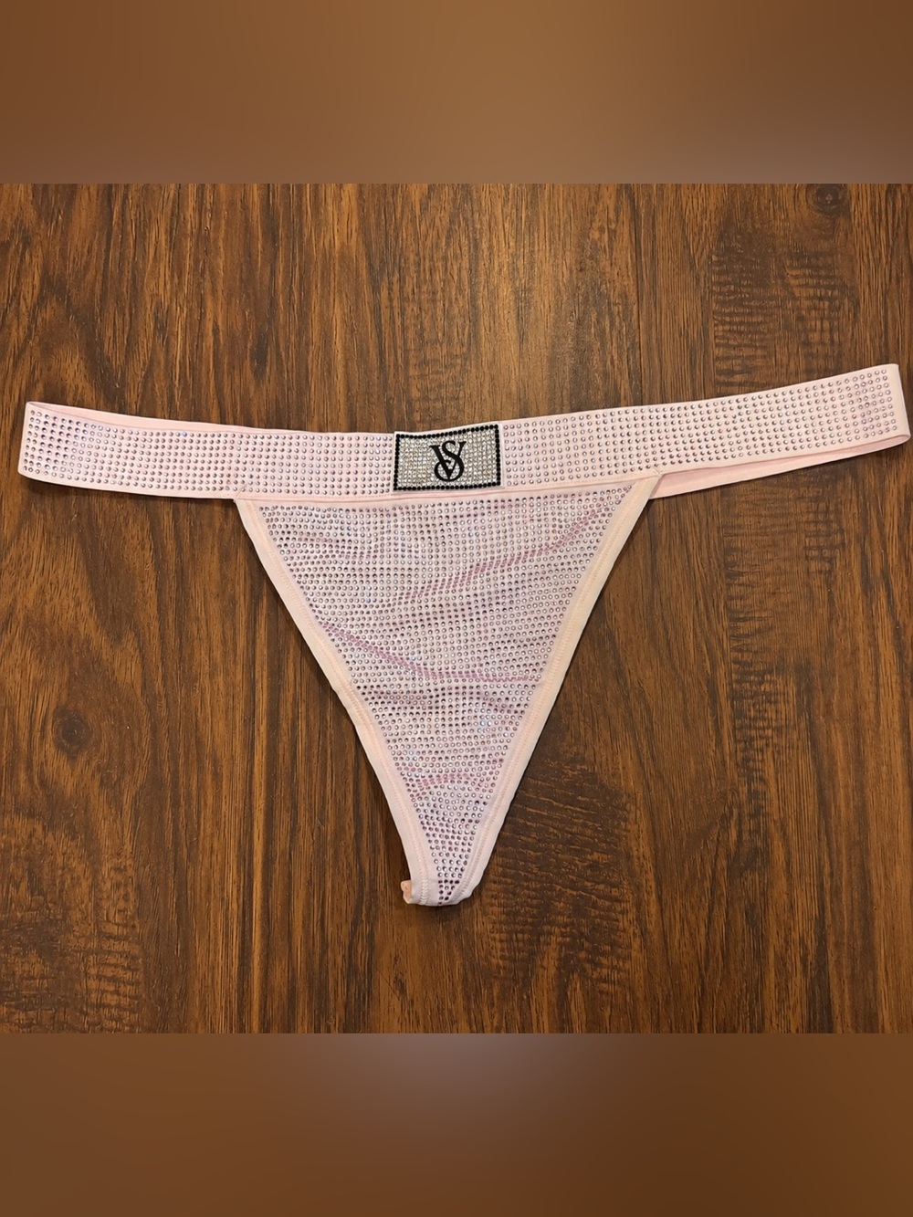 VICTORIAS SECRET SHINE V STRING PANTY